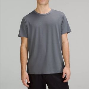Lululemon fundamental tee
